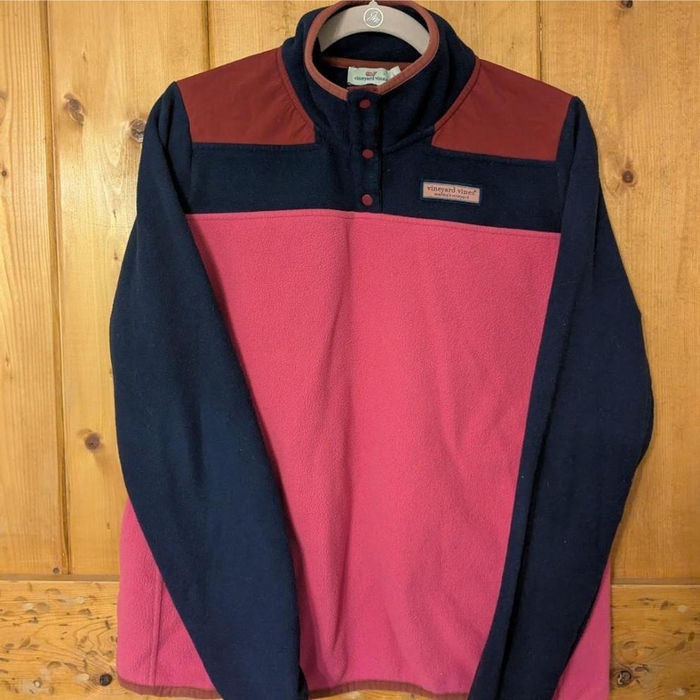 Vineyard Vines navy and pink fleece pullover Size L